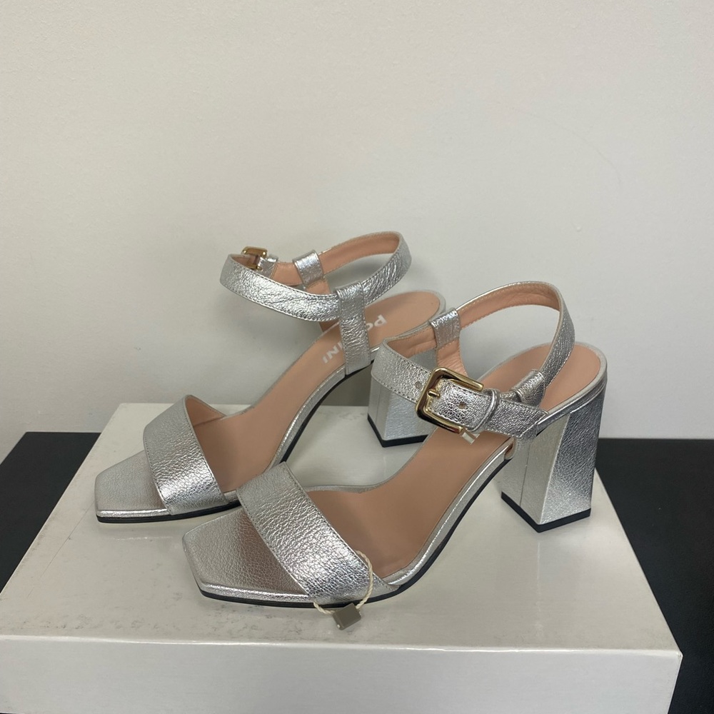 Brand new heel sandals